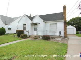 914 Garfield Ave NW, Grand Rapids, MI 49504