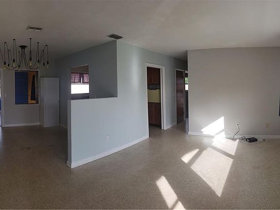 2nd image of 684 Orangewood Dr