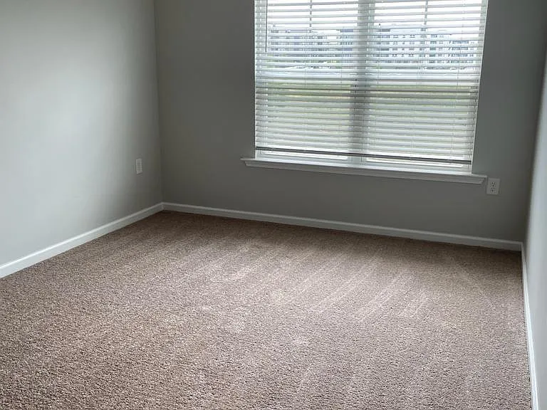 1407 Merrion Ave — Photo 5