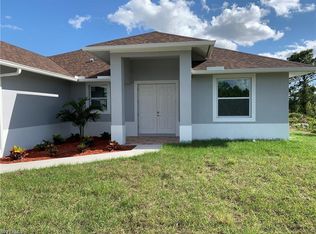 54 Olive Ave S, Lehigh Acres, FL 33976