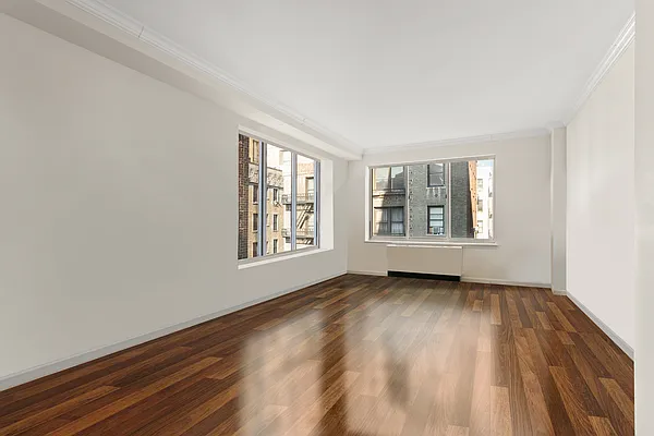 Sold by Sotheby's International Realty | media 9