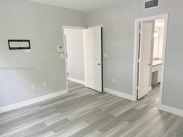 100 SW 117th Ter #2207 — Photo 10