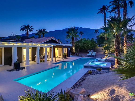 5th image of 1102 E El Escudero