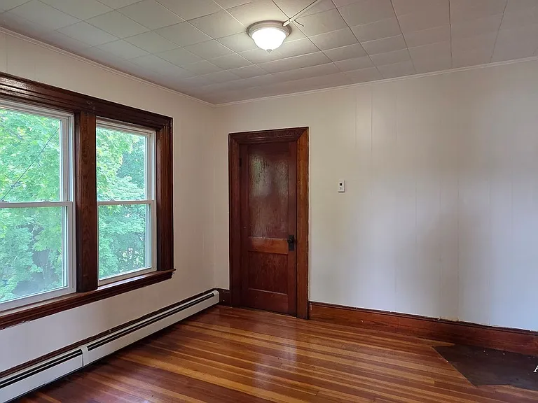 68 Claremont Ave — Photo 9