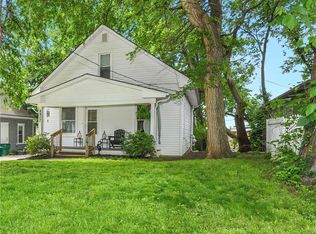 8917 W 51st St, Merriam, KS 66203