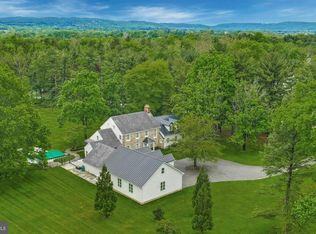 1803 Apple Tree Ln E, Bethlehem, PA 18015