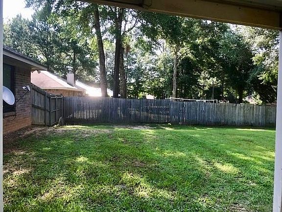 4th image of 15313 Country Acres Dr