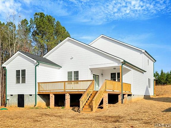 2nd image of 834 Starboard Dr