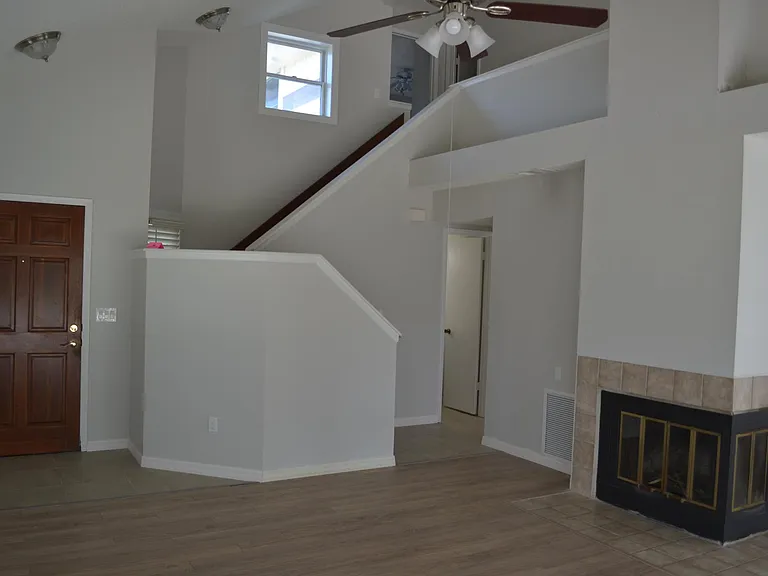 489 Amethyst Way — Photo 5