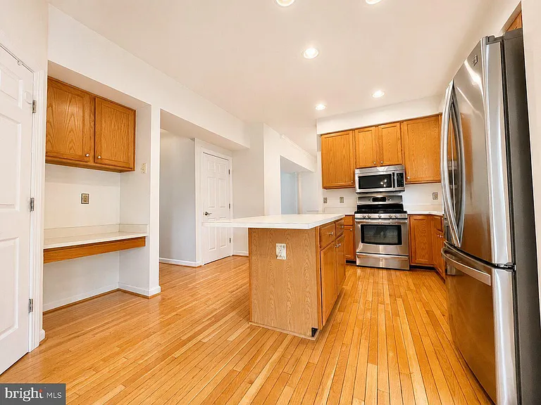 20937 Cox Mills Ct — Photo 10