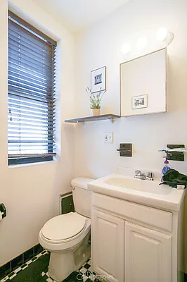 Rented by City Connections Realty | media 26