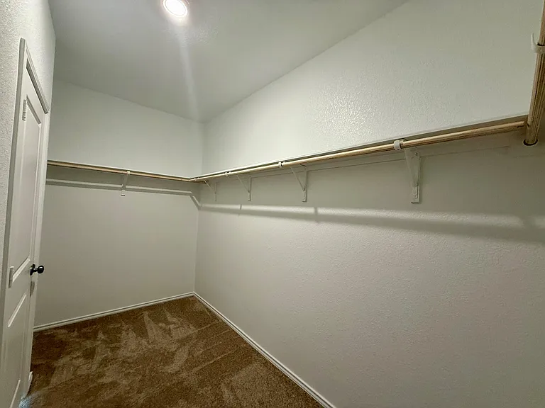 306 Camargue Dr — Photo 23