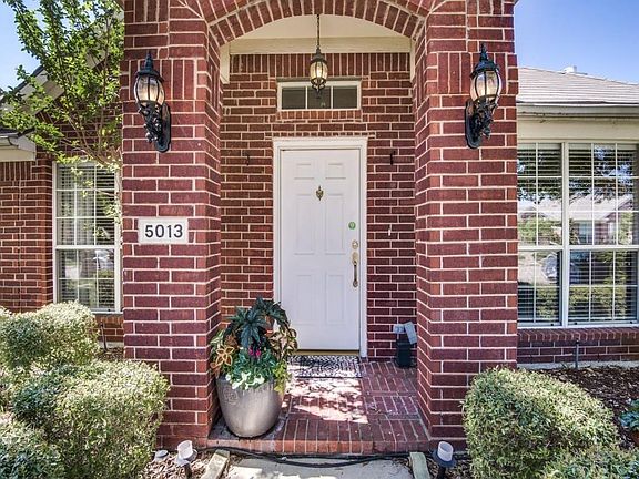 5th image of 5013 China Berry Dr