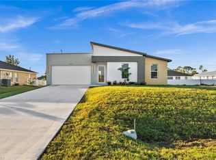 2814 NW 5th Ter, Cape Coral, FL 33993