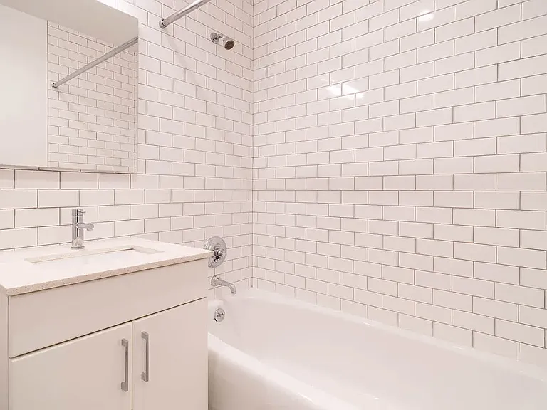 600 Washington St #311 — Photo 15