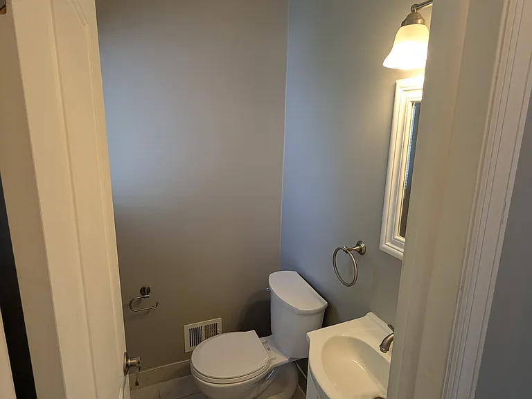 12942 Montbatten Ct — Photo 7
