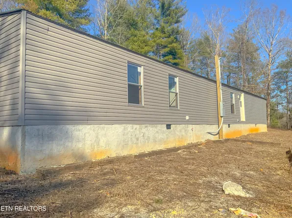 675 Reagan Valley Rd, Tellico Plains, TN 37385