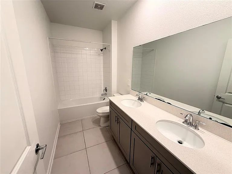 6367 Lakepine St — Photo 18