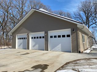 17657 400th St, Pelican Rapids, MN 56572