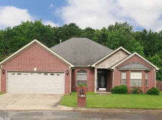 3513 S Ridge Dr, Jacksonville, AR 72076
