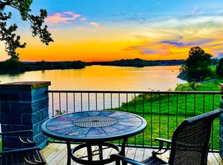 1964 Catfish Ln, Crump, TN 38327