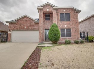 902 Mulder Dr, Arlington, TX 76001