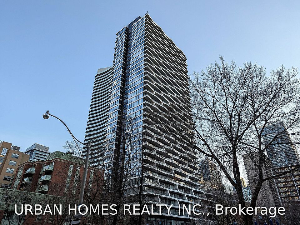 1st image of 85 Wood St Penthouse 16