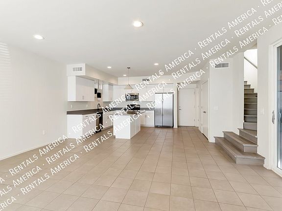 2nd image of 872 E Park Modern Dr