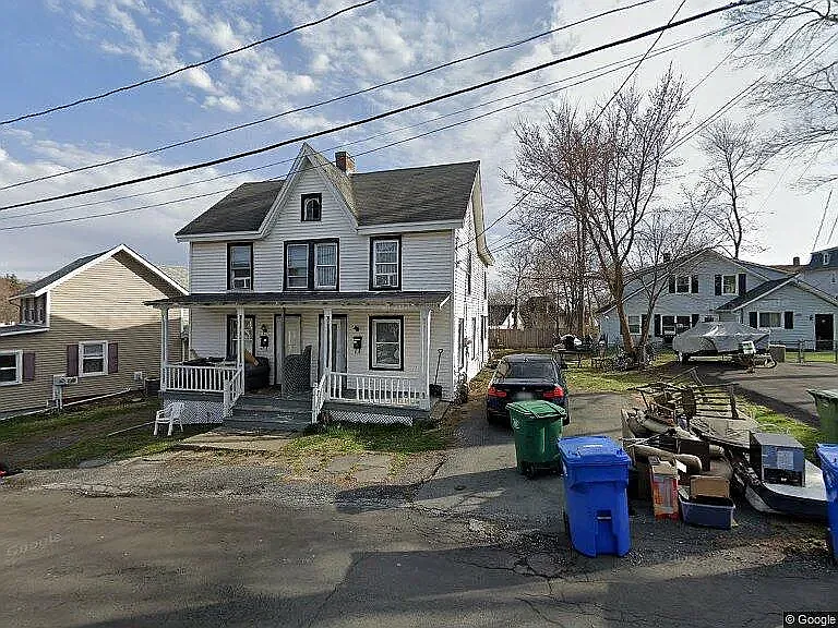 14 Sayer St