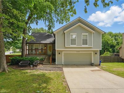 12109 S Acuff Ln, Olathe, KS, 66062