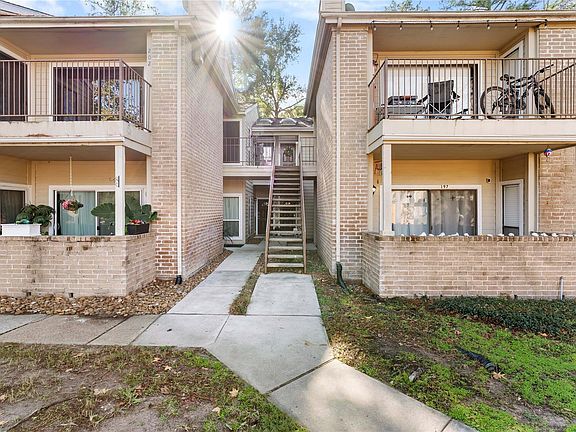 2nd image of 3500 Tangle Brush Dr APT 200