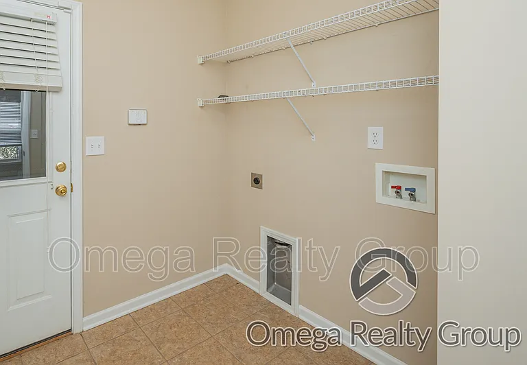 1325 Meadow Glen Rd — Photo 29