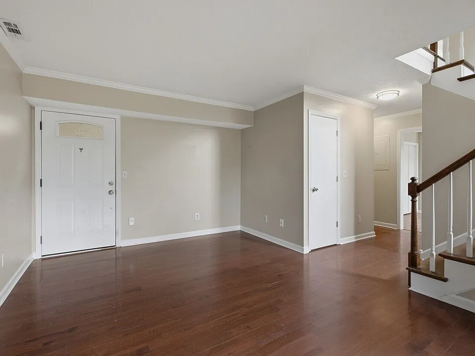 515 Chesterfield Ave