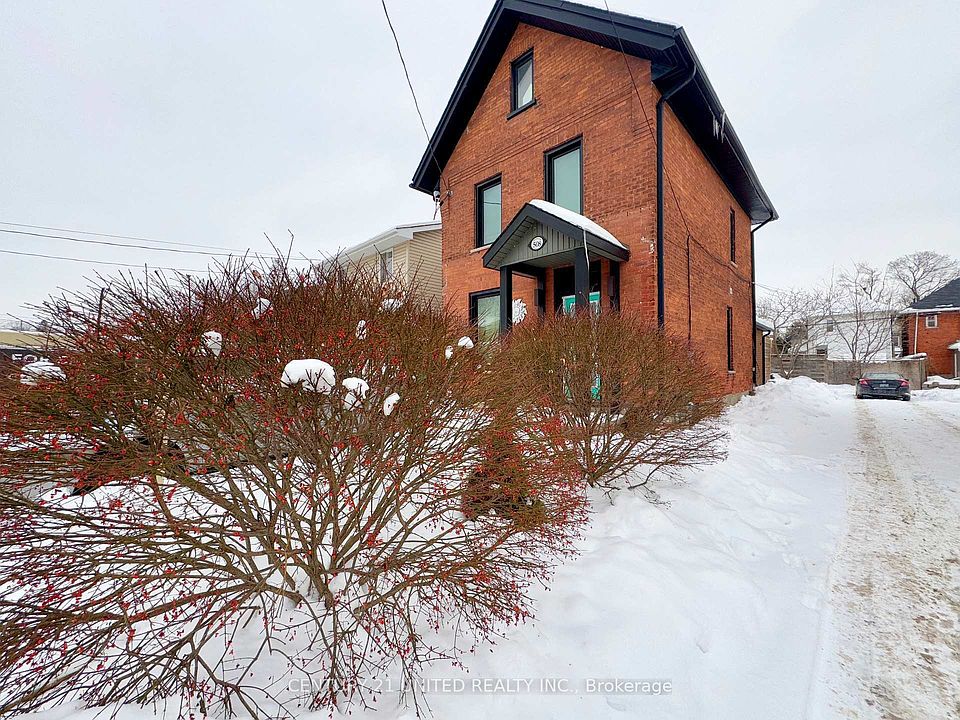 1st image of 508 Sherbrooke St