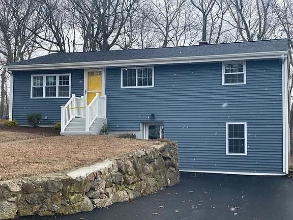 3rd image of 70 Rawlinson Dr