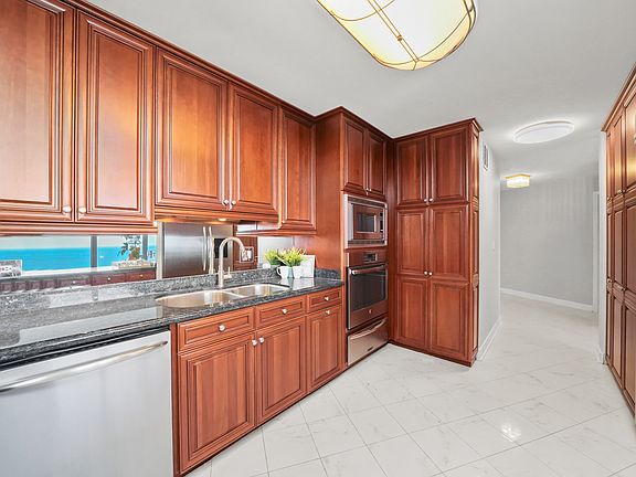 4th image of 505 N Lake Shore Dr #6304-6305