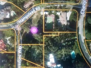 4272 Hampstead Rd, La Canada Flintridge, CA 91011