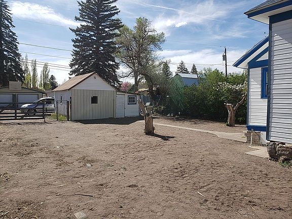 Garage with workshop