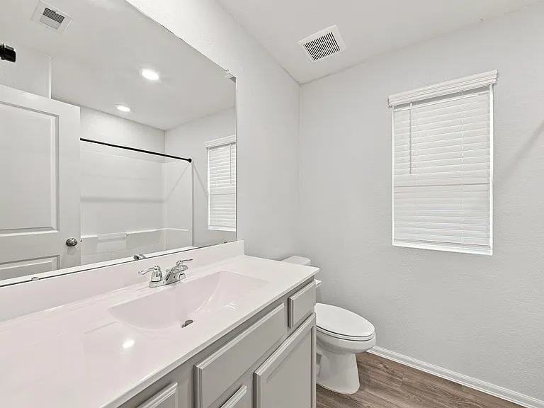 19114 Sangro Dr — Photo 20