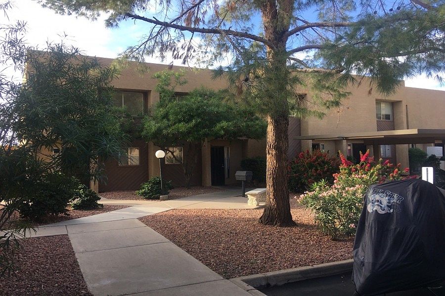 2nd image of 1601 W Sunnyside Dr Unit 107