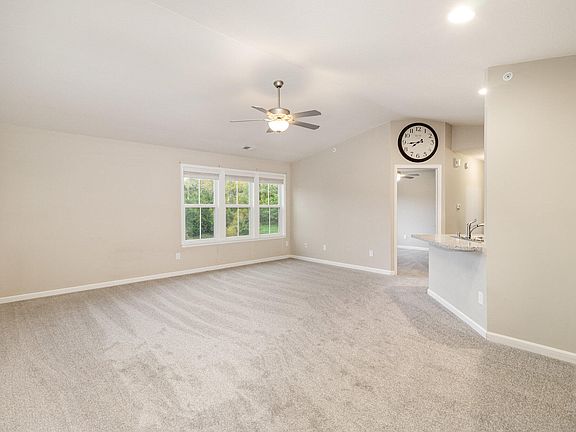 5th image of 7483 Flintshire Dr