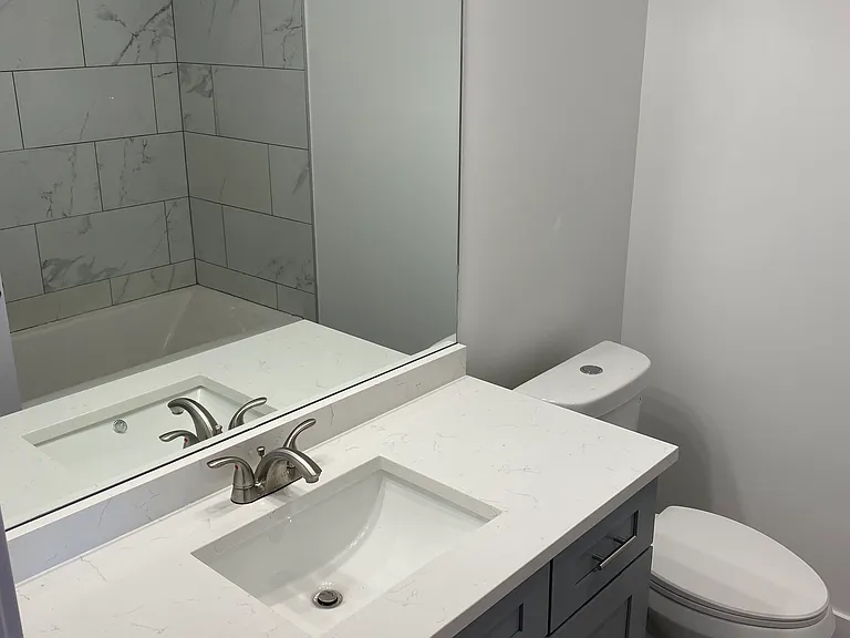 4418 N Austin Ave #101 — Photo 32
