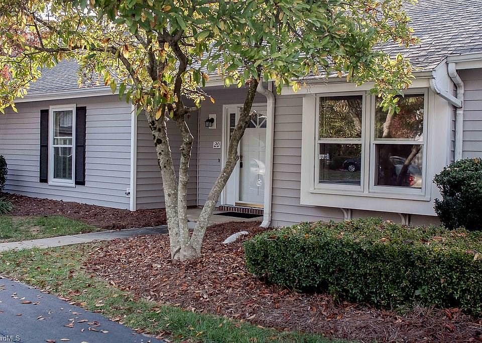 1st image of 20 Appletree Ln