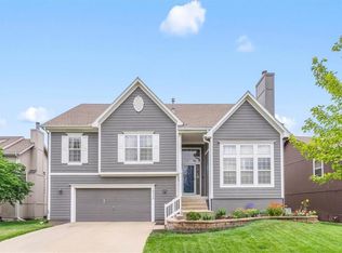 16574 W 156th Ter, Olathe, KS 66062