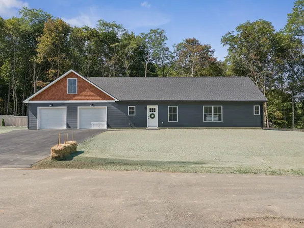 30 Village Green Circle, Oakland, ME 04963