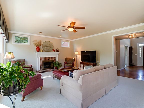 3rd image of 10208 Lura Woods Ct
