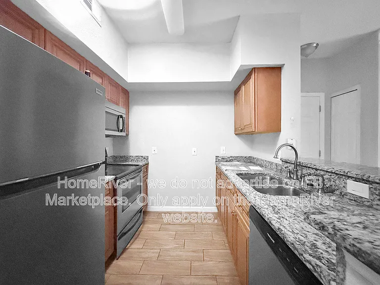 8301 Elm Park Dr #6111 — Photo 9