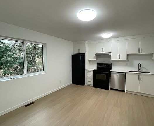 2nd image of 1737 176th St #9