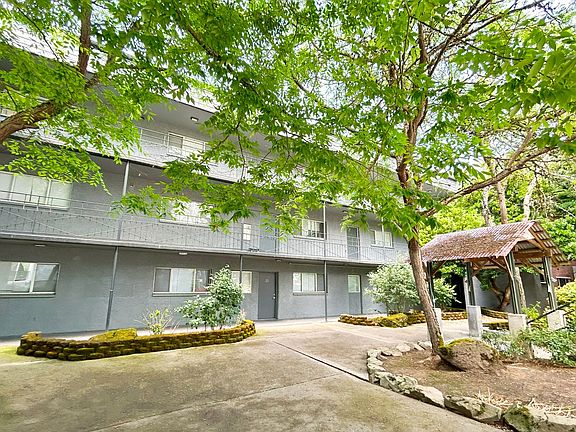 2nd image of 2531 29th Ave S #2541-22
