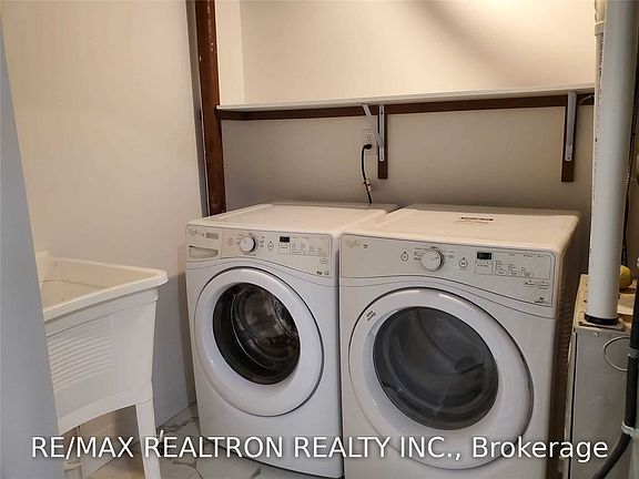 3rd image of 6 Lilley Ct #1